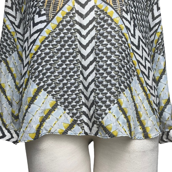 Hale Bob Black /White / Yellow Animal Print 100% Silk Beaded V Neckine Blouse Sm - Picture 10 of 16